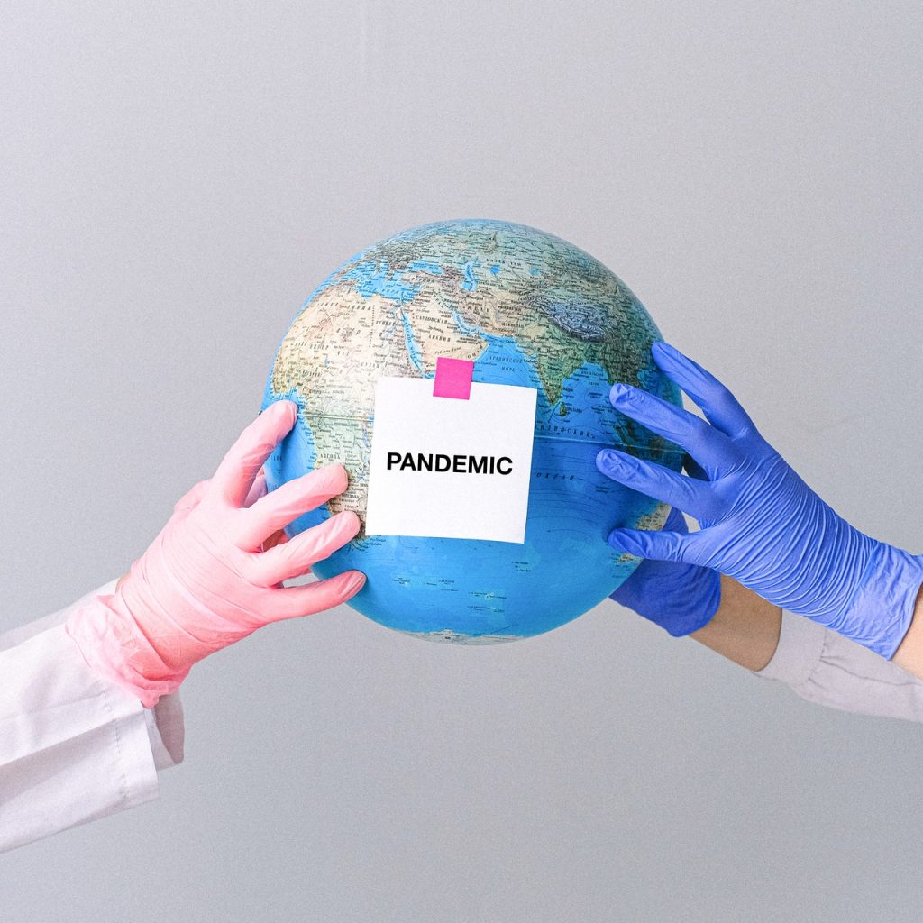 Structuring the Purchase of Rubber Gloves from Malaysia Avoiding Risks During the Pandemic