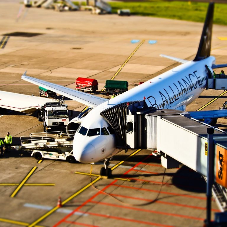 Article - Negotiating an Aircraft Lease Arrangement