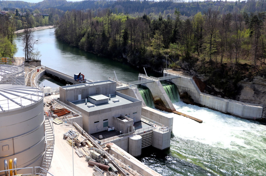 hydropower-plant-4560237_1280
