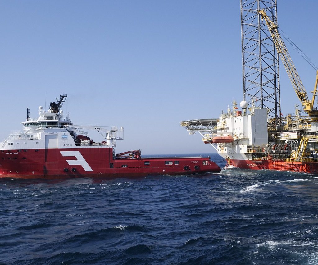 A Guide to Offshore Vessels and Facilities in the Oil and Gas Industry in Malaysia