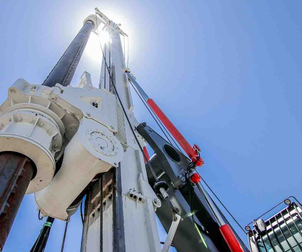 The Legal Aspects of Purchasing a Drilling Rig
