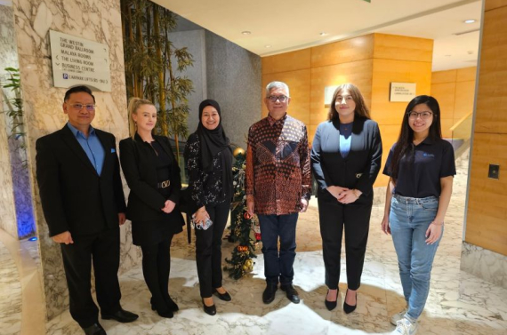 Interns from University of Wollongong